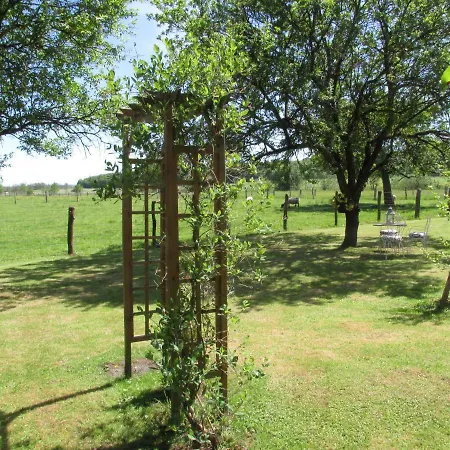 Bed and Breakfast La Taniere Douce *