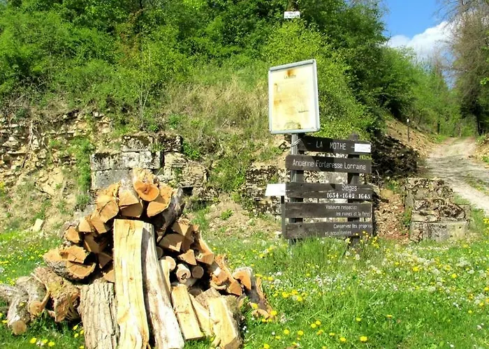 La Taniere Douce Bed & Breakfast *